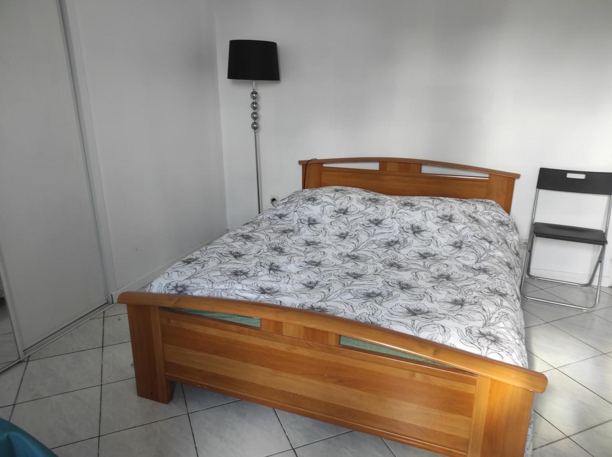 Chez Martine Alba *