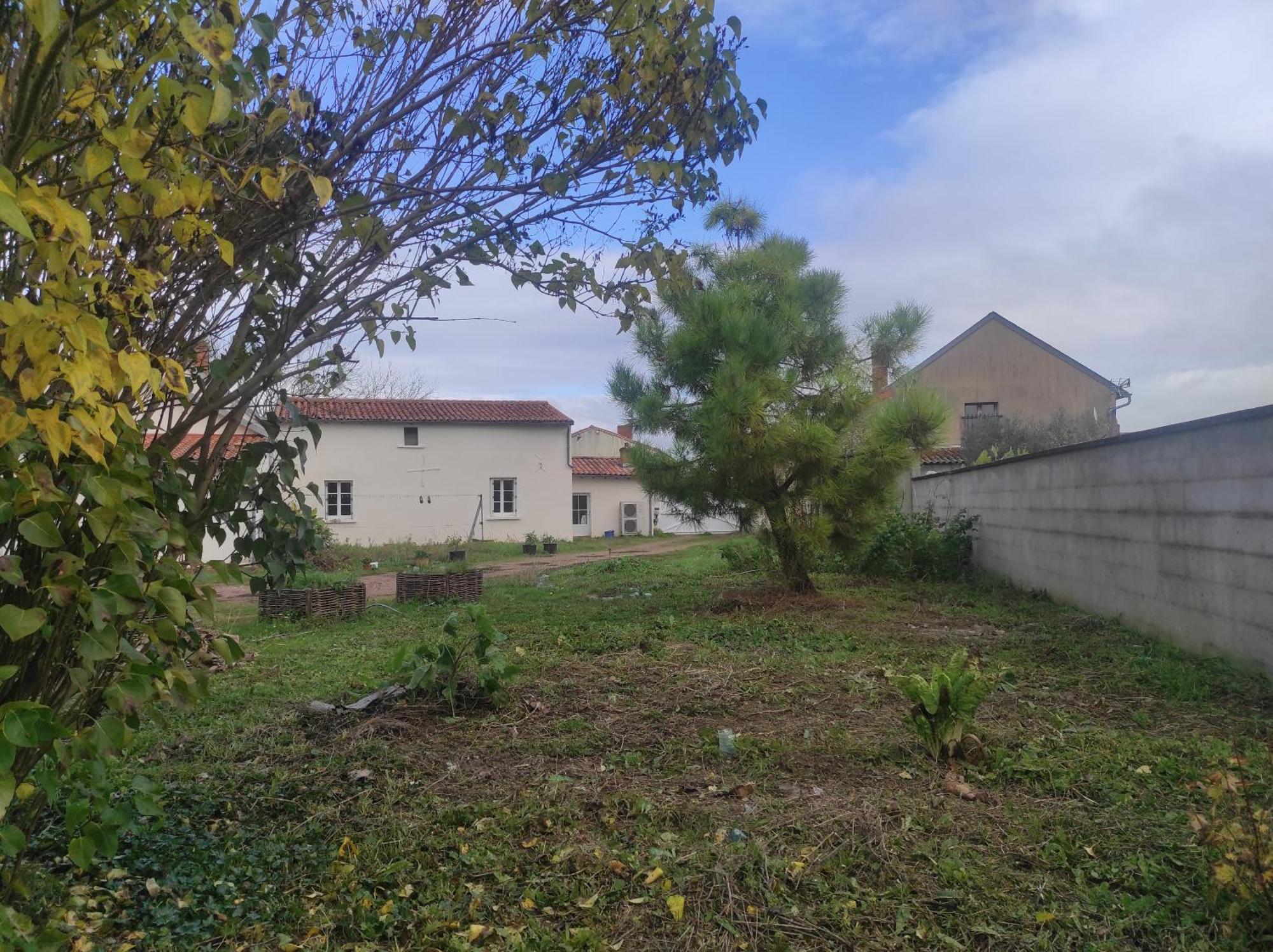 Chez Martine Alba